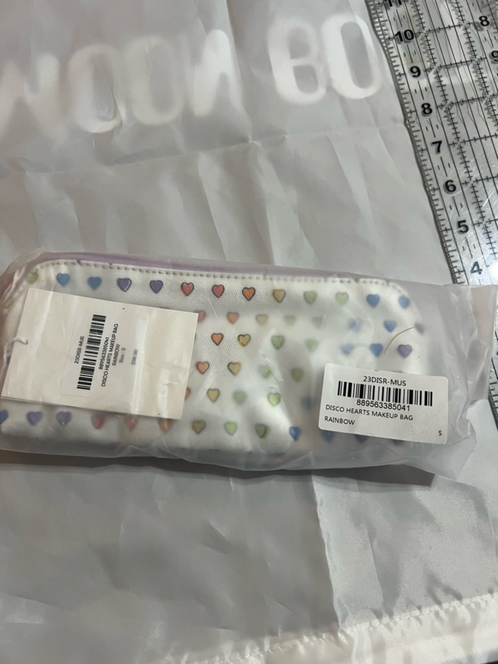 Roller Rabbit White Pouch with Multicolor Heart Print
